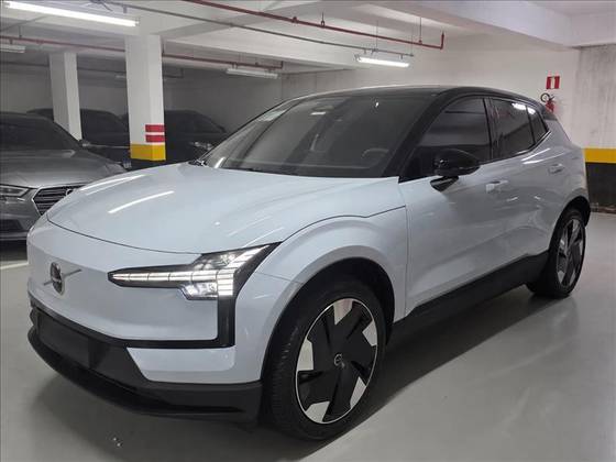 VOLVO EX30 51 KW ELÉTRICO PLUS VOLVO EX30 51 KW ELÉTRICO PLUS